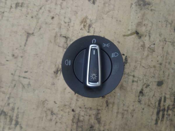 COMMODO VW POLO 6R ( PHARE UNIQUEMENT ) - Vue 1